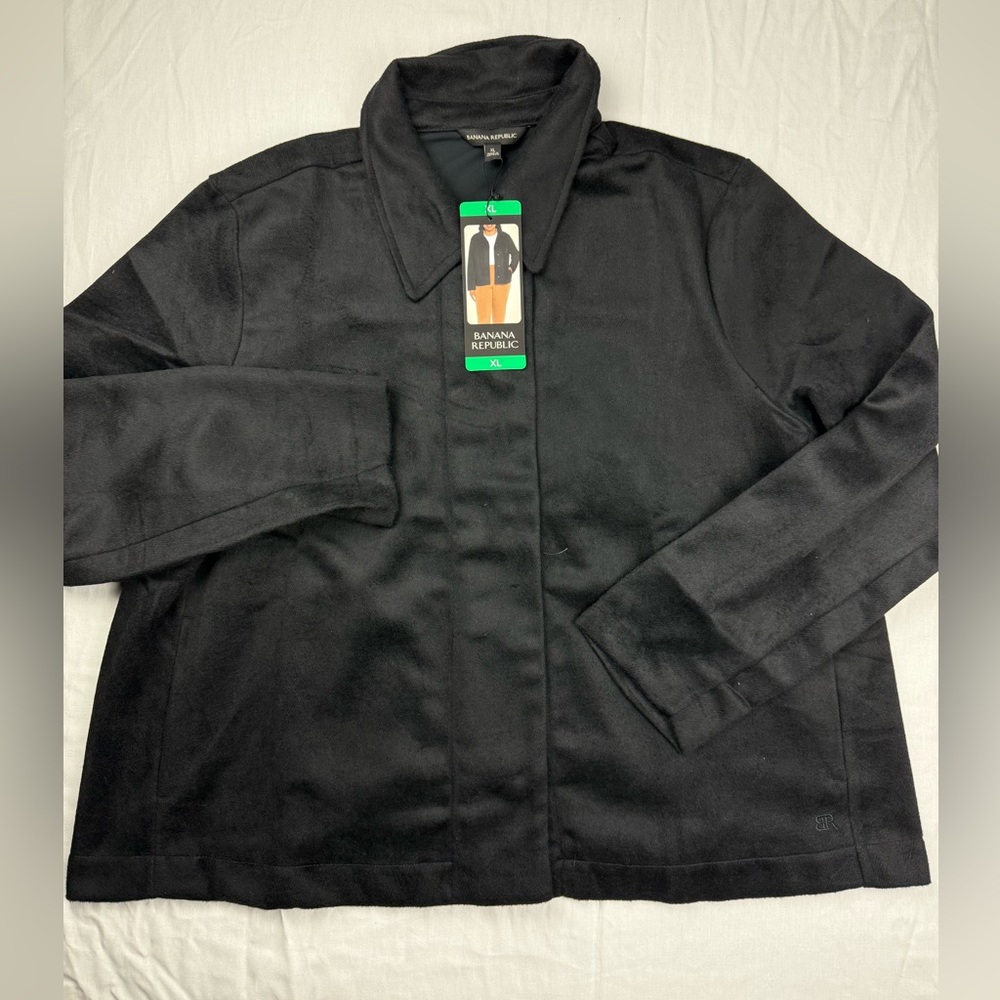 Banana Republic Ladies' Snap Front Jacket in black  SIZE XL